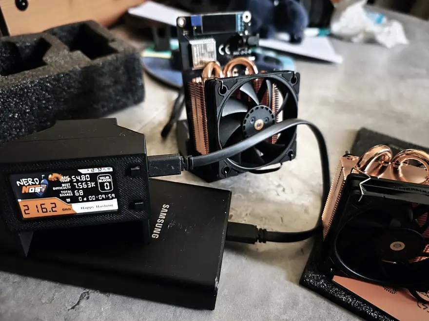 Cooling benches and copper heatsinks